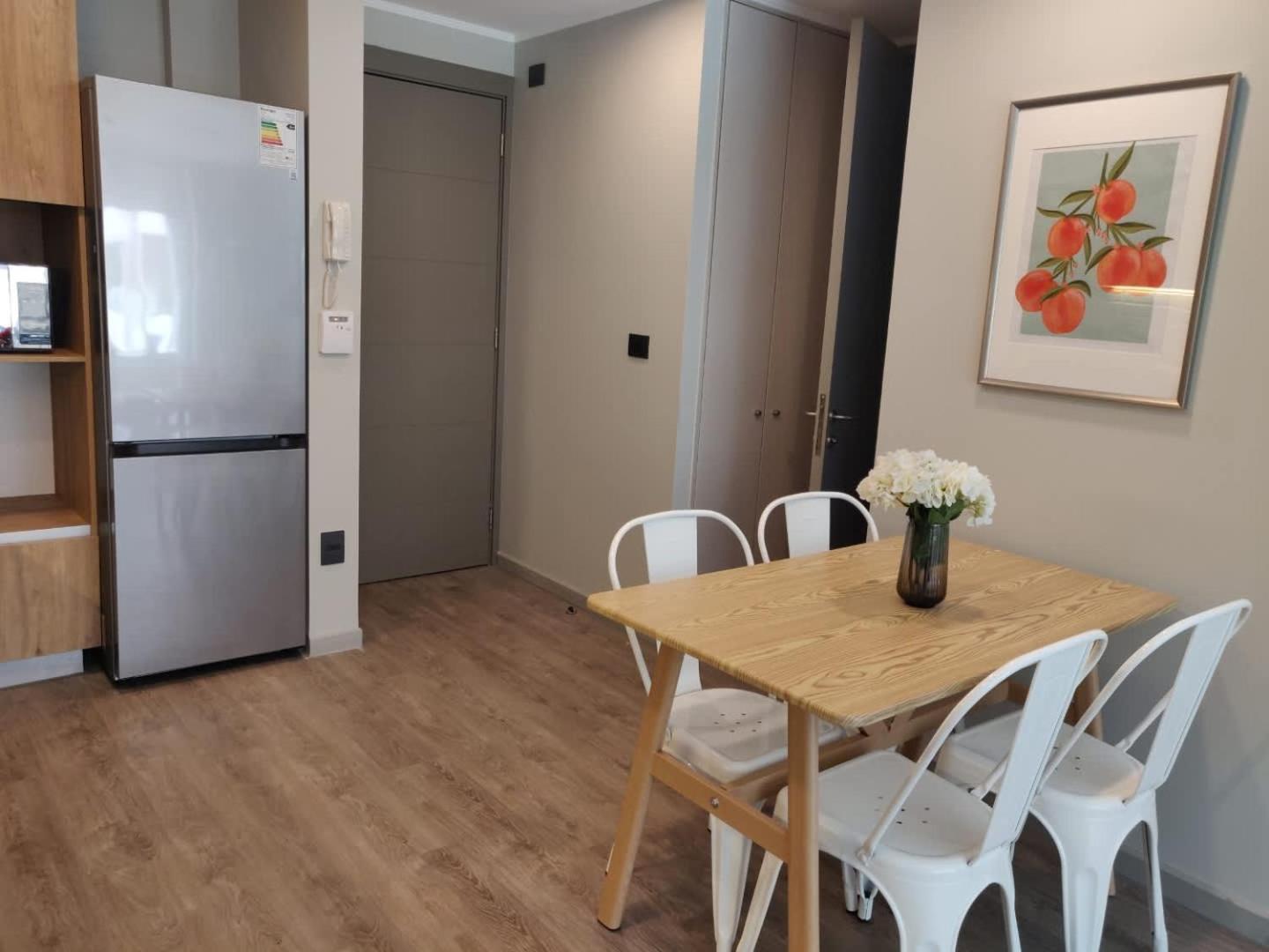 Urban Getaway Stylish 2br In Providencia